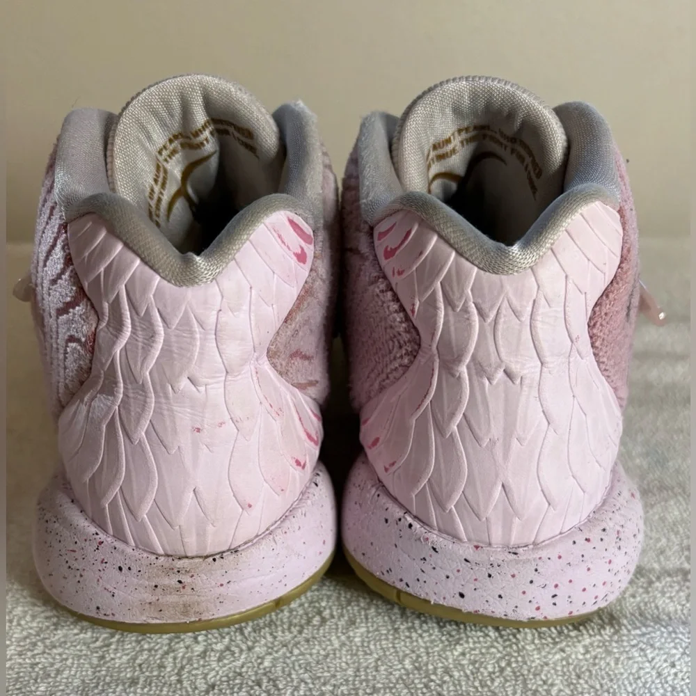 Nike KD 14 Aunt Pearls Men's Size 8 Basketball Shoe Pink Sneaker